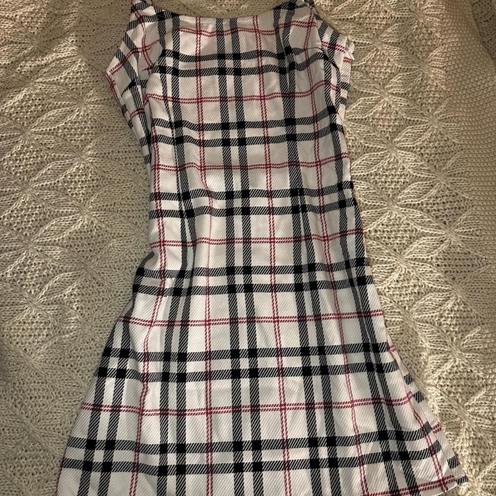 Forever 21 Women's White and Red Plaid Backless Dress